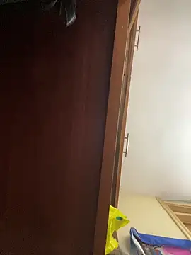 alissonfernandez  online show from 04.05.26