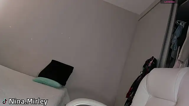 Ninamirley online show from 02.27.26