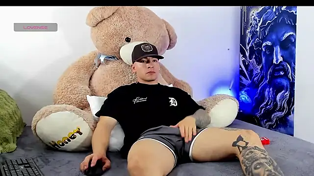 boyc022  online show from 01.18.26