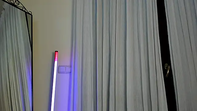 LunaMystyque online show from 02.14.25