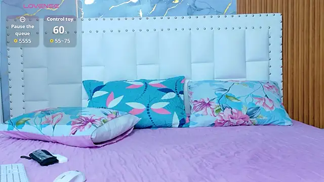 Snapshot of hornybarelylegalgirl chatting on 04.13.26 hornybarelylegalgirl online show from 04.13.26