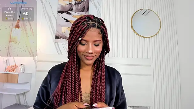 Snapshot of Sara_Lewwis chatting on 01.13.25 Sara Lewwis online show from 01.13.25