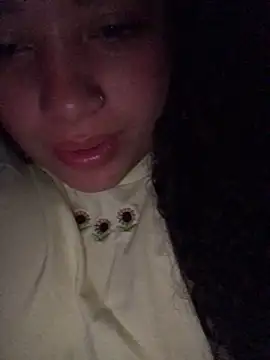 Snapshot of Julieta_333 chatting on 03.20.25 Julieta 333 online show from 03.20.25