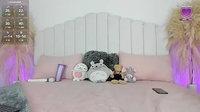 Snapshot of cherie___ chatting on 11.12.25 cherie online show from 11.12.25