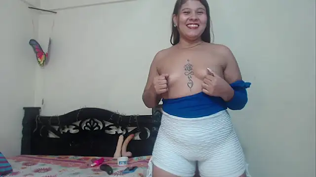 Stylevoluptuousvycky online show from 02.16.25