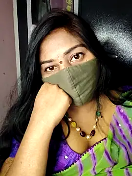 Snapshot of RomeoJuliet345 chatting on 02.02.26 RomeoJuliet345 online show from 02.02.26