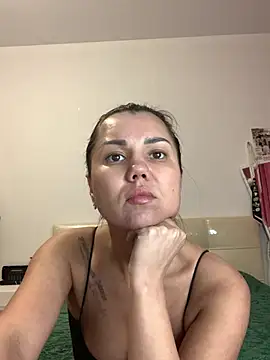 MiraMiss online show from 04.10.26