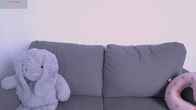 petite paola online show from 06.11.26