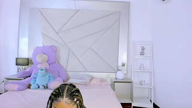 Snapshot of RAVENDIPAUL chatting on 01.25.25 RAVENDIPAUL online show from 01.25.25