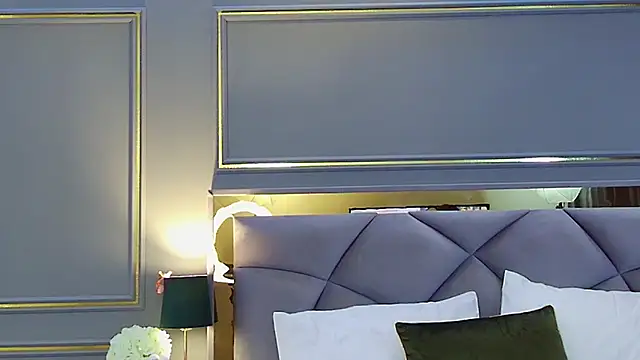 Snapshot of AvaCristal chatting on 05.16.26 AvaCristal online show from 05.16.26