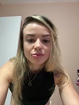 Snapshot of FoxBabyBR chatting on 12.05.24 FoxBabyBR online show from 12.05.24