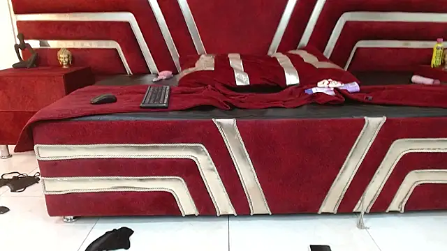 Candy Bony online show from 01.07.25