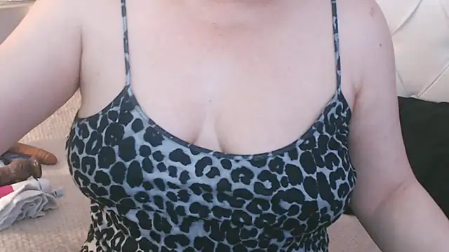 Snapshot of maturepriscila chatting on 02.22.25 maturepriscila online show from 02.22.25