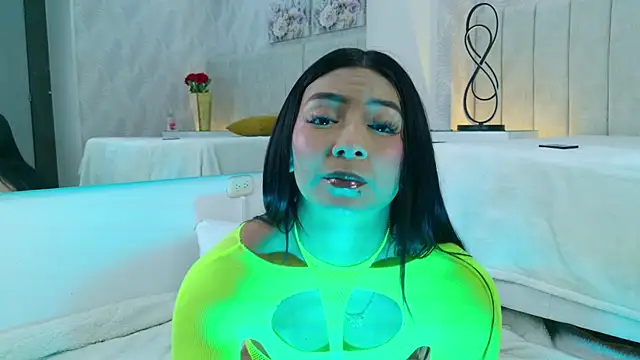 MeganCruzGB online show from 04.10.26