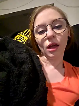 LilyFoxxx online show from 02.25.26