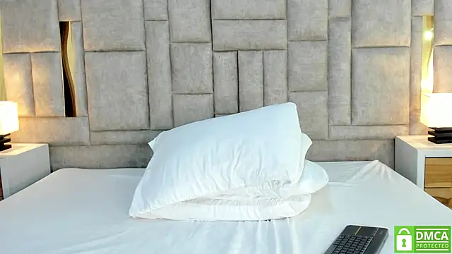 valtira nova online show from 03.28.26