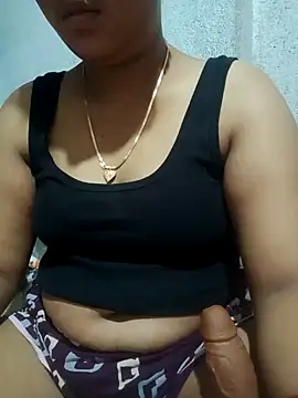 Super-Couple online show from 10.26.25