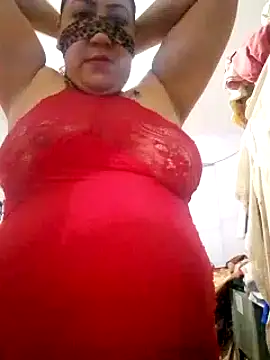 Snapshot of Osha10 chatting on 12.21.24 Osha10 online show from 12.21.24