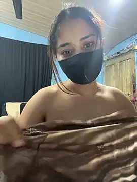 Black Glow online show from 01.14.25