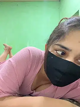 Black Glow online show from 03.12.25