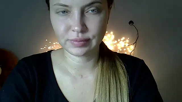 Snapshot of Lucky_Anna chatting on 03.10.26 Lucky Anna online show from 03.10.26