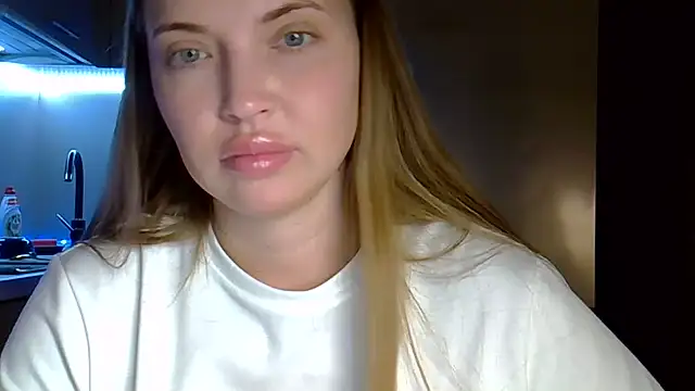 Lucky Anna online show from 05.21.26