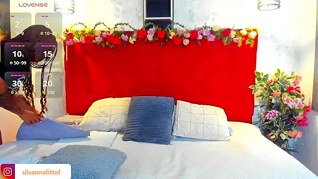 SilvannaFit online show from 03.12.26