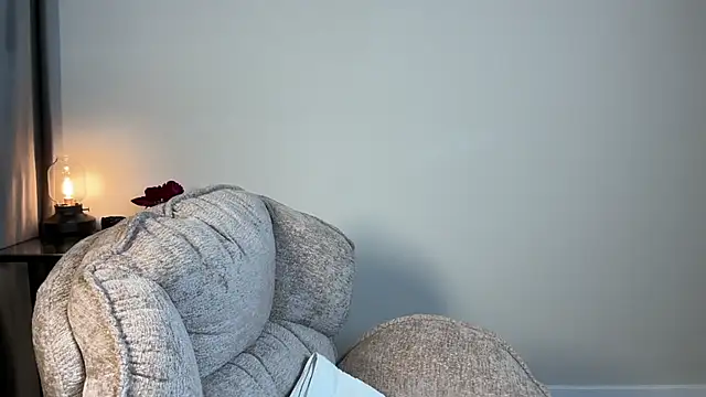 Snapshot of Julia_RL chatting on 03.19.25 Julia RL online show from 03.19.25