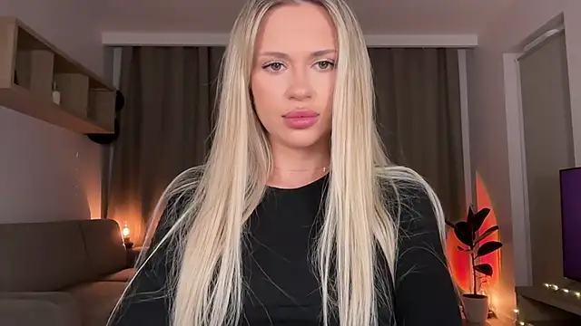 Snapshot of Julia_RL chatting on 09.26.25 Julia RL online show from 09.26.25