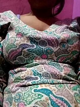 Snapshot of Shivani_Tivari chatting on 01.14.25 Shivani Tivari online show from 01.14.25