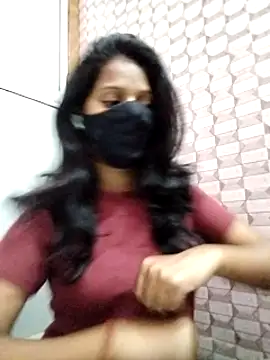 Snapshot of Shivani_Tivari chatting on 02.04.25 Shivani Tivari online show from 02.04.25