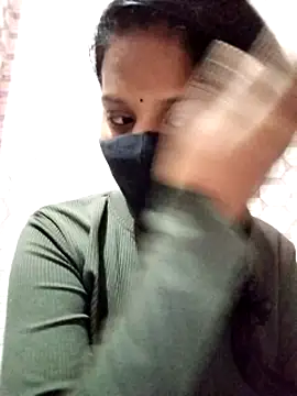 Snapshot of Shivani_Tivari chatting on 02.09.25 Shivani Tivari online show from 02.09.25