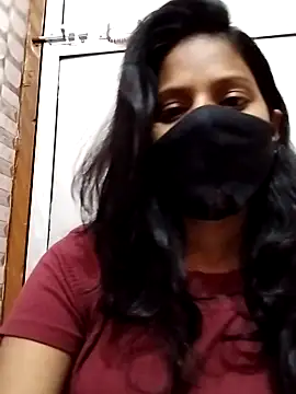 Snapshot of Shivani_Tivari chatting on 02.12.25 Shivani Tivari online show from 02.12.25