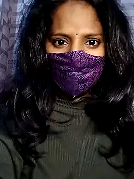 Snapshot of Shivani_Tivari chatting on 02.18.25 Shivani Tivari online show from 02.18.25