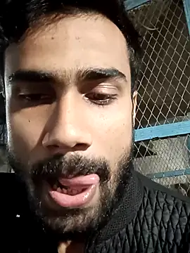 Snapshot of Skinny_Bigass_23 chatting on 12.26.24 Skinny Bigass 23 online show from 12.26.24