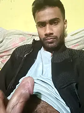 Snapshot of Skinny_Bigass_23 chatting on 02.23.25 Skinny Bigass 23 online show from 02.23.25