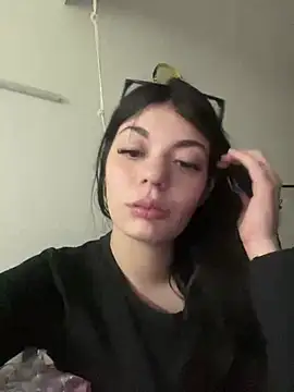 Snapshot of candycamiila chatting on 08.01.26 candycamiila online show from 08.01.26