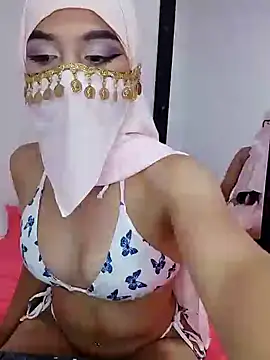 Aaliyah Salma online show from 02.03.25