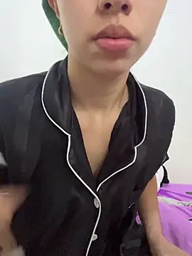Aaliyah Salma online show from 06.07.26