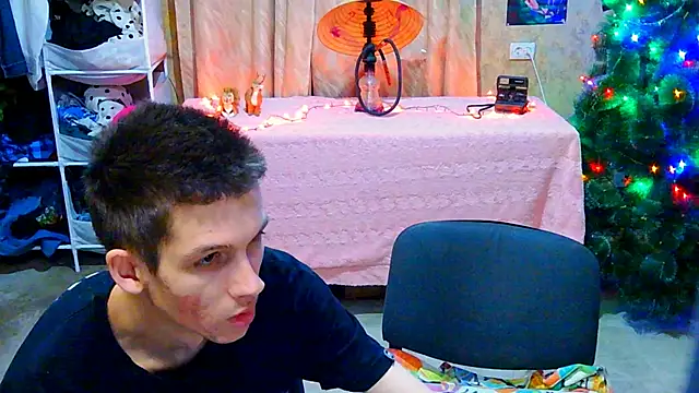 Snapshot of Ivy_Lester chatting on 12.23.24 Ivy Lester online show from 12.23.24