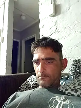 Snapshot of fuckbunny84b chatting on 03.22.25 fuckbunny84b online show from 03.22.25