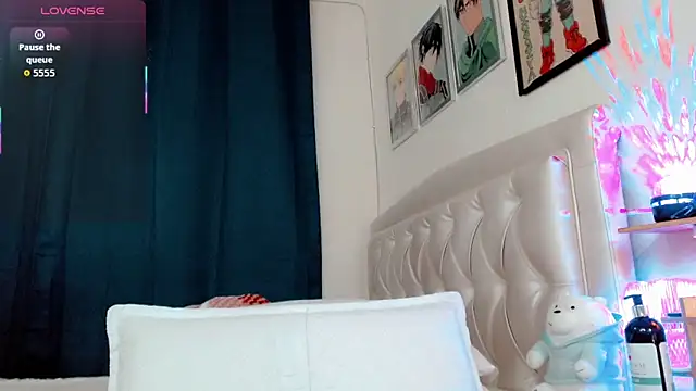 lunalovedoll  online show from 04.06.26