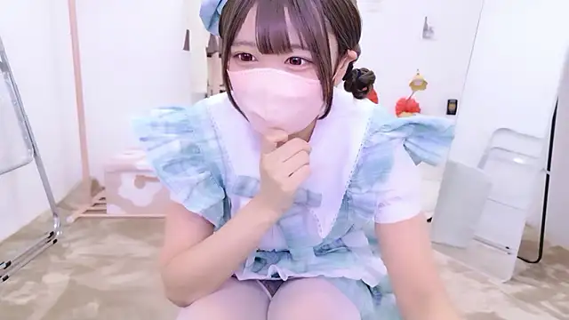 aki zzz online show from 04.17.26