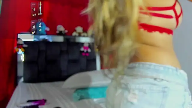 chloe vasquez710 online show from 02.13.25