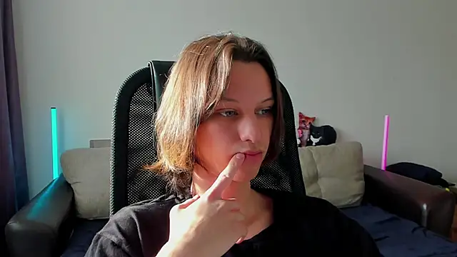 Ostin meow online show from 04.20.26