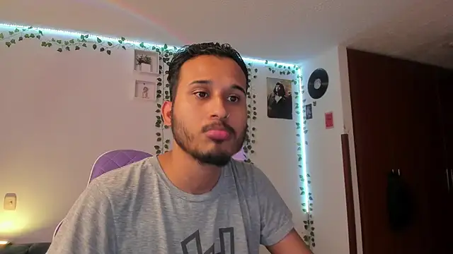 Raf brunette online show from 01.20.25