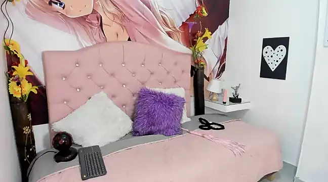 Snapshot of Bonnie-Kim chatting on 12.06.24 Bonnie-Kim online show from 12.06.24