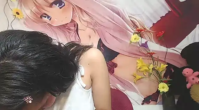 Snapshot of Bonnie-Kim chatting on 12.23.24 Bonnie-Kim online show from 12.23.24