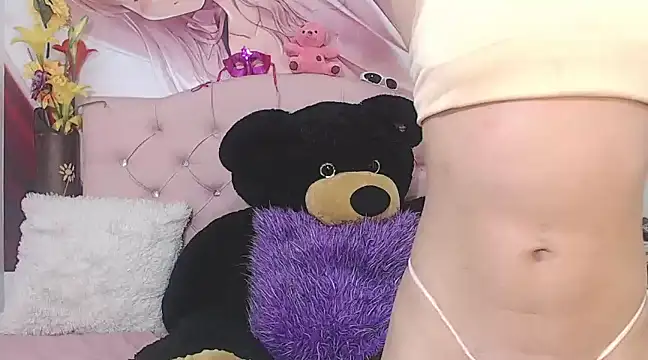 Snapshot of Bonnie-Kim chatting on 12.30.24 Bonnie-Kim online show from 12.30.24