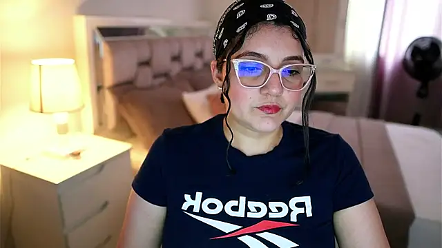 Camilaa bueno online show from 02.15.26